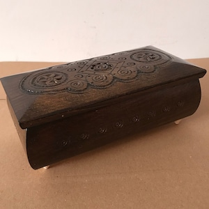 Hand Carved Wooden Jewelry Box: Vintage Beech Decor