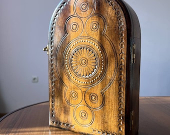 Key box. Key holder. Key holder box. Key organizer. Key cabinet. Wooden key box. Key box. Keys. Key storage. Wooden wall key box. Wooden box