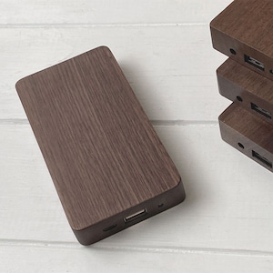 Power bank. Wooden power bank. Power bank wood. Gift for friends and family. Personalised Power Bank Charger | Portable Battery Power bank.