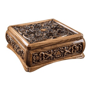 Handmade Carved Ash Wood Casket: Decorative Jewelry Box