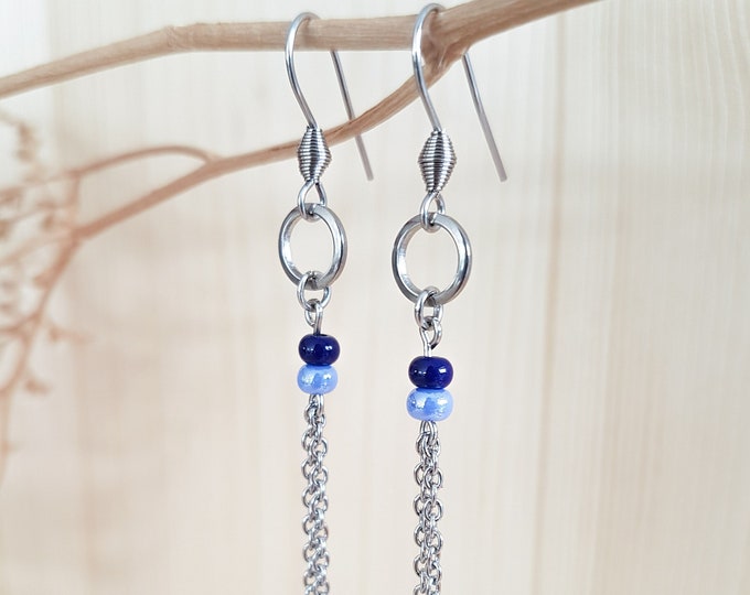 Stainless steel earrings with glass beads