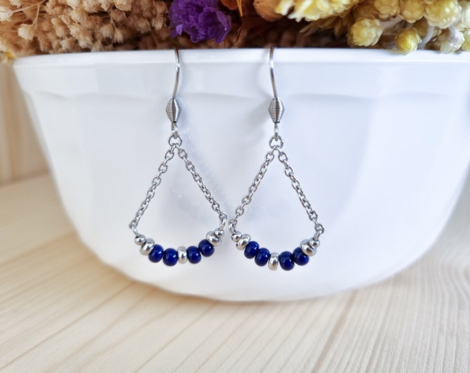 Stainless steel earrings with glass beads