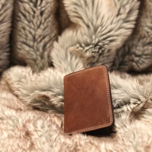 Porte-cartes en cuir brun agréable au toucher/Brown Leather Card Holder with Nice Touch (DIY Tutorial)