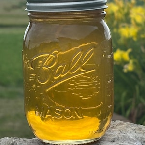 Sweet Clover Raw Honey 24oz