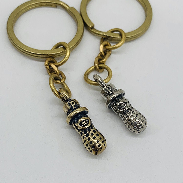 Brass Peanut Pendant Vintage Peanut Keychain Pendants Key Rings Keychain Accessories Jewelry Gift for Man Woman