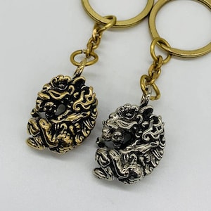 Brass Vintage Pendant Keychain Pendants Key Rings Keychain Accessories for Man Woman(Gold/Sliver)