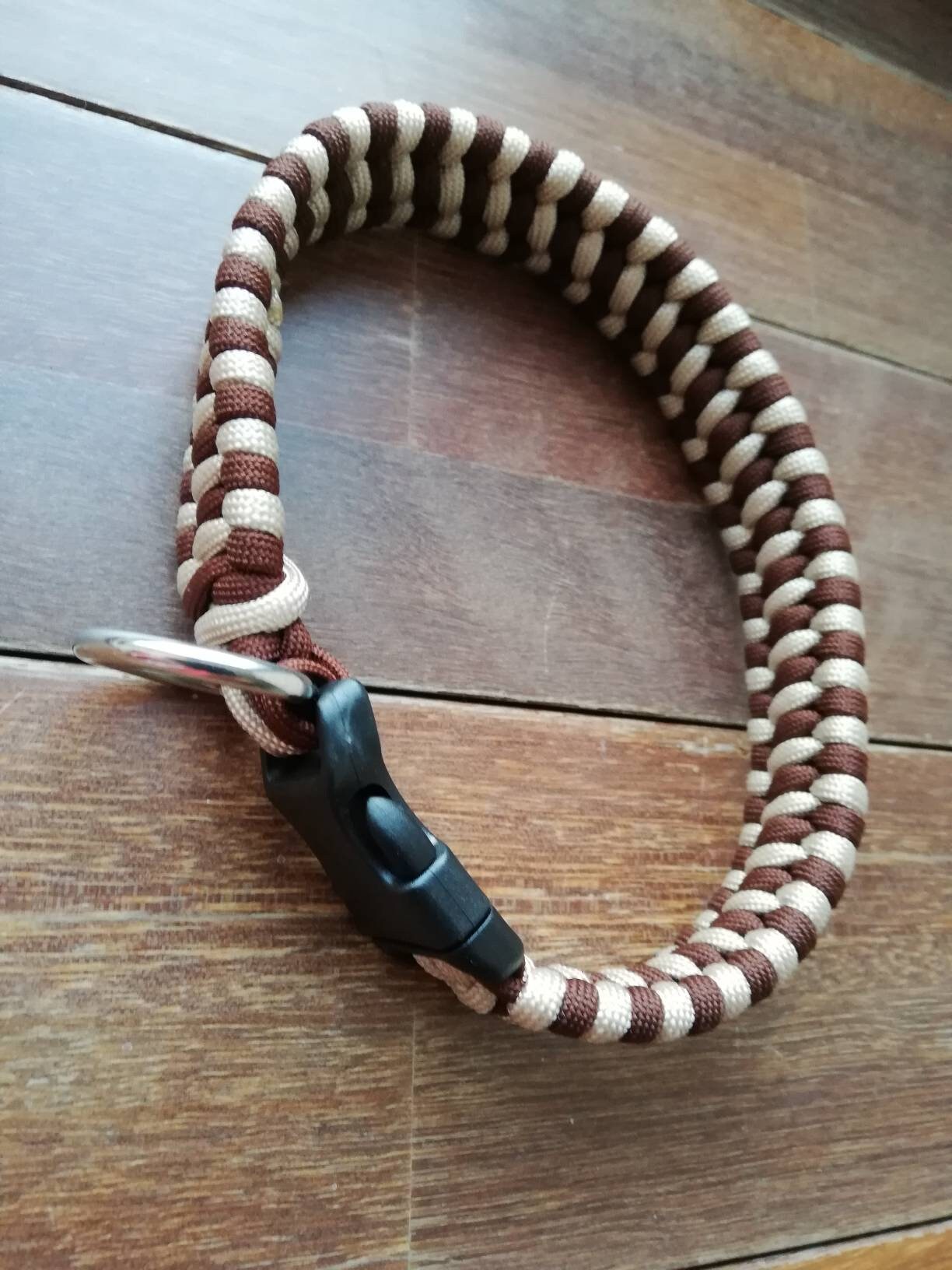 Collier Chien en Paracorde Modèle 3 Vagues Fait Main