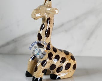 Lou the Marble Sitting Giraffe