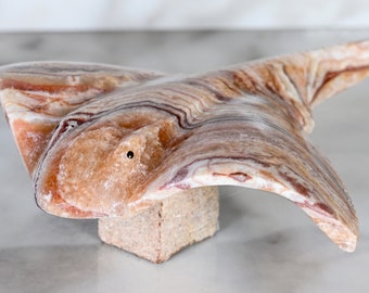 Steve the Marble Stingray on base