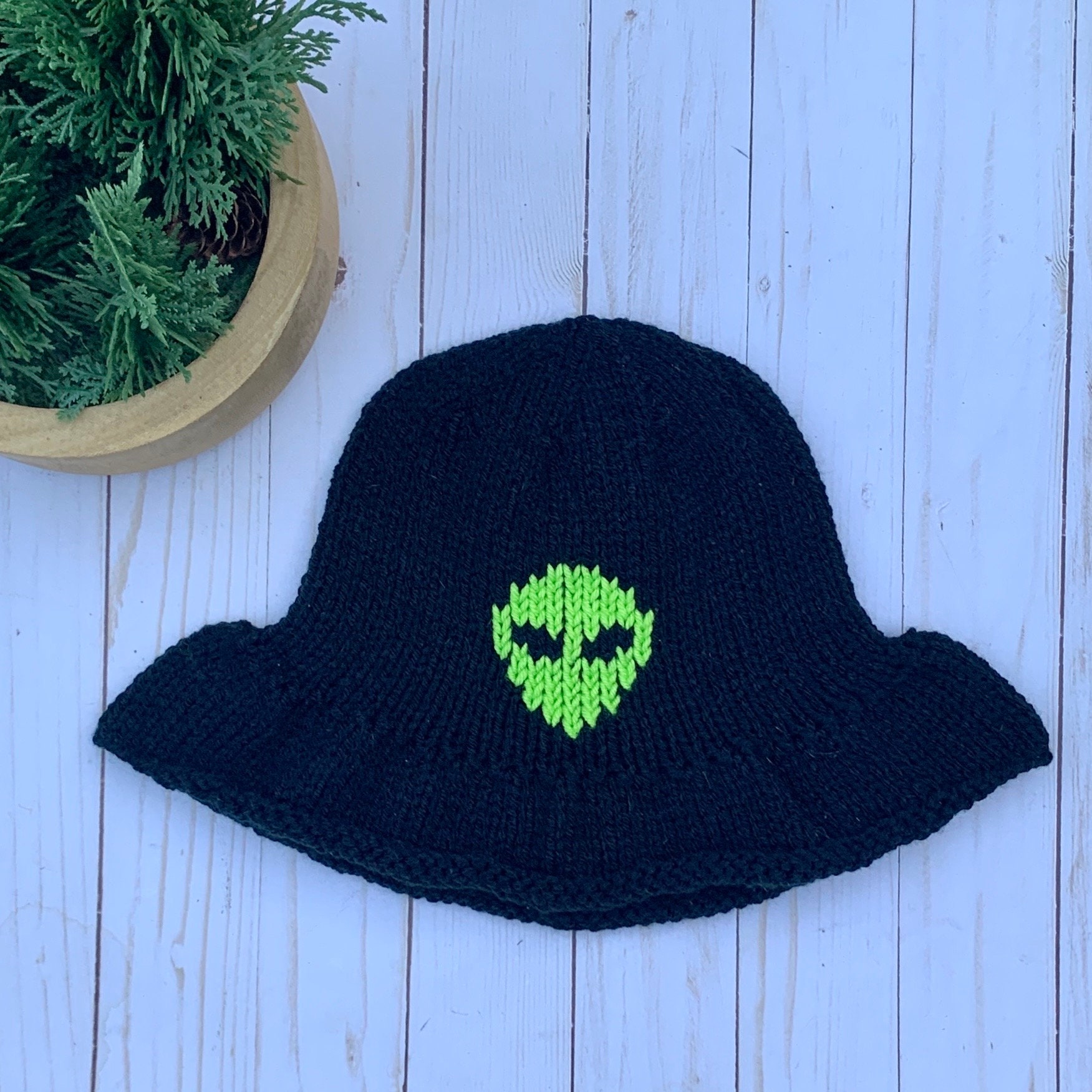 Alien Bucket Hat, UV Reactive Blacklight Hat, Green or Pink Alien