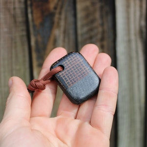 Sorgenstein/Taschenstein - Jute und schwarzes Leinen Micarta, 3k Karbonfaser.