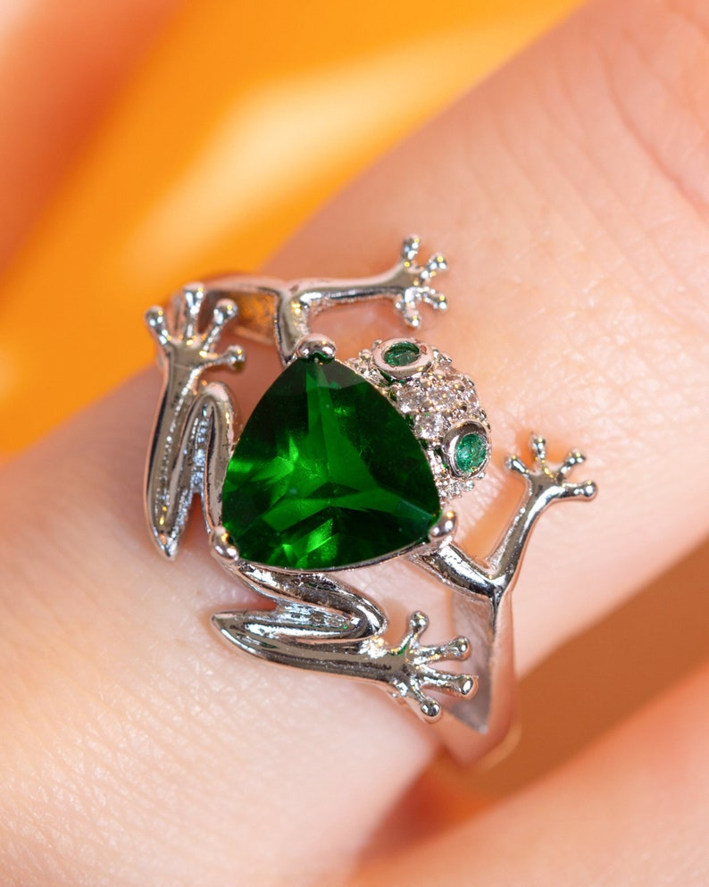 Emerald Ring, Silver Plated Frog Ring, Cute Toad Animal Jewelry, Triangle Cut Green CZ Ring, Sparkly and Adjustable, Unique, and Fun Jewelry Silver