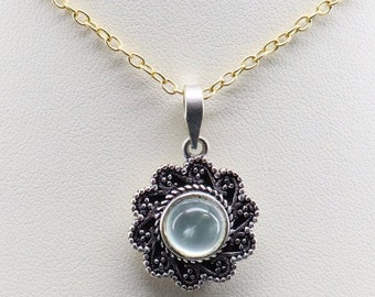Handmade Prehnite Gemstone Pendant Necklace: 925 Sterling Silver