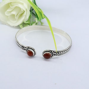 WeihnachtsgeschenkHandmade Carving Bangle, Armreif aus rotem Onyxstein, 925er Silberarmband, einzigartig und sehr solide. Weihnachtsgeschenk