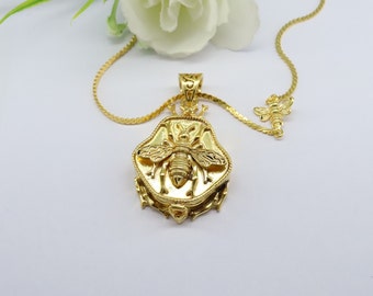 Honey Bee Pendant Necklace-925 Sterling Silver pendant, unique pendant, Bee pendant,locket necklace, Handmade Pendant,Gift for Her