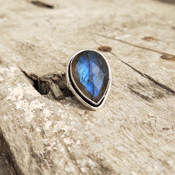 ラブラドライトリング：ペアージェムストーン、925スターリング