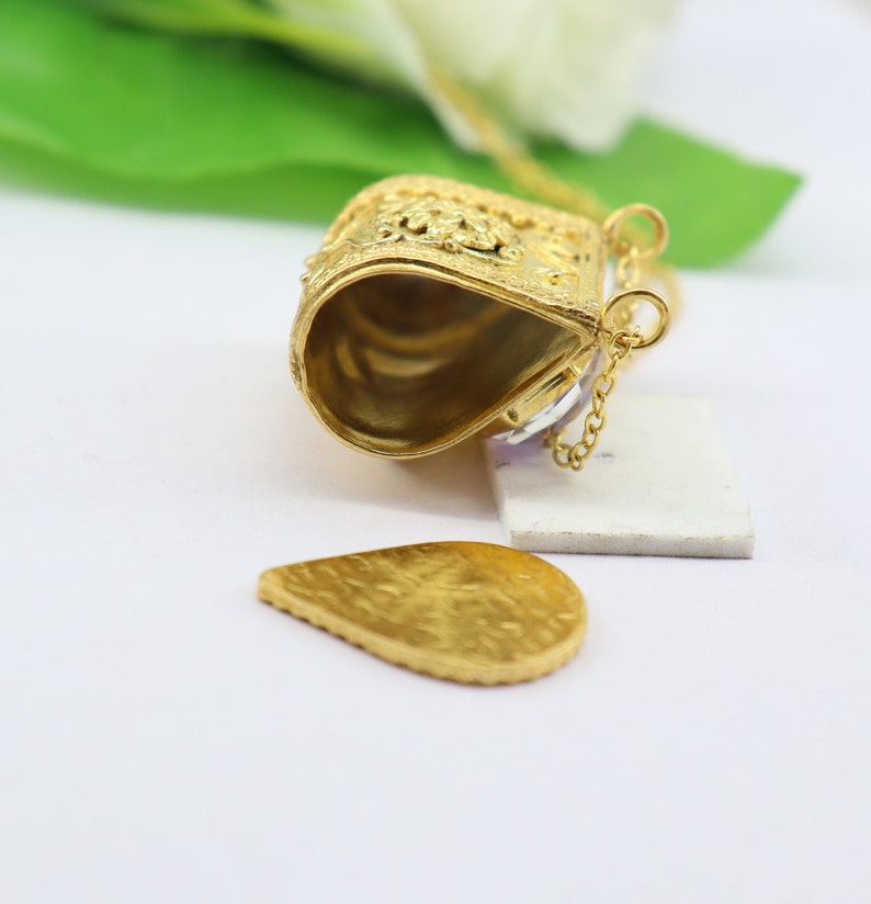 Poison Pendant,925 Sterling Silver Pendant,locket necklace,Secret Message Pendant,gold plated Pendant,Pill Box Handmade Pendant,Gift for Her imagem 3