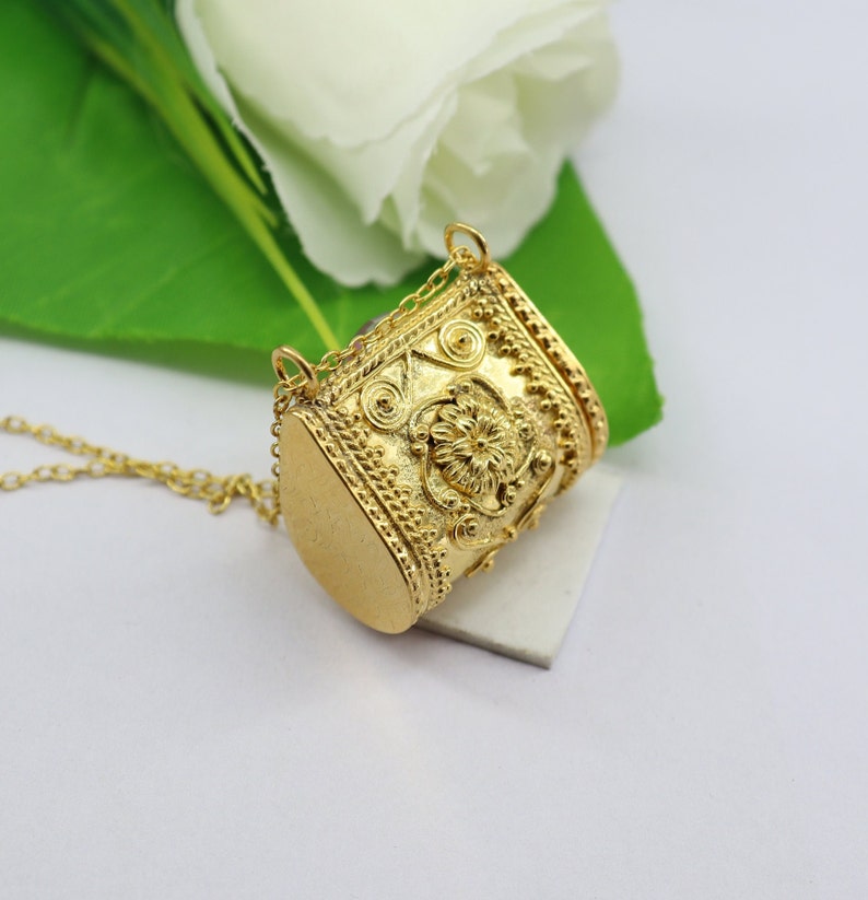 Poison Pendant,925 Sterling Silver Pendant,locket necklace,Secret Message Pendant,gold plated Pendant,Pill Box Handmade Pendant,Gift for Her imagem 4