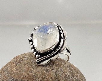 christmas giftRainbow Moonstone Ring, Sterling Silver Rings for Women, Boho Simple Ring with Big Stone, Birthstone Gemstone Ring Jewelry