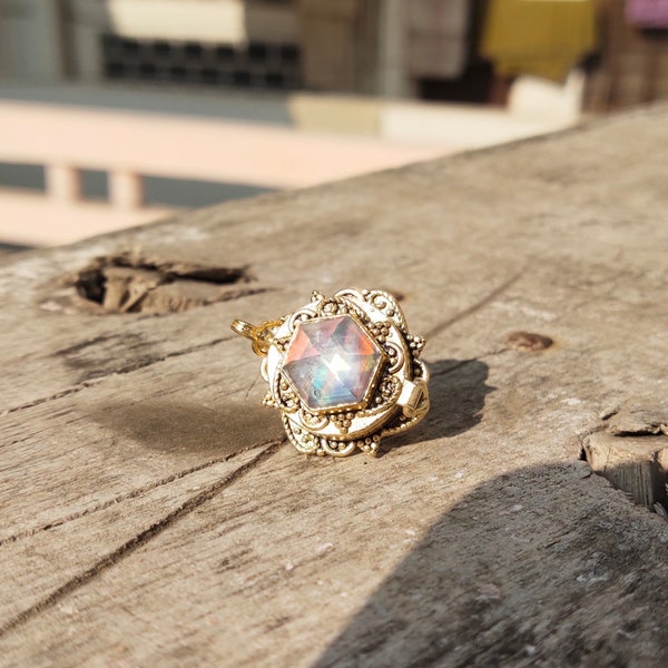 Aurora Opal Poison Ring,18k Gold Plated Ring,Locket Ring,Secret Box Ring,Aurora Opal Pill Ring,Handmade Poisoner Ring.Gift for He,