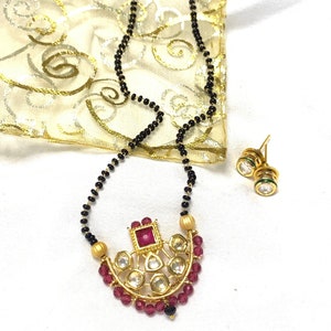 Gold plated kundan pendant mangalsutra!