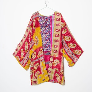 Vintage Kantha Kimono Jacket, Patchwork Quilted Kimono for Women, Handmade Boho Cotton Cover Up, Reversible Indian Kantha Robe