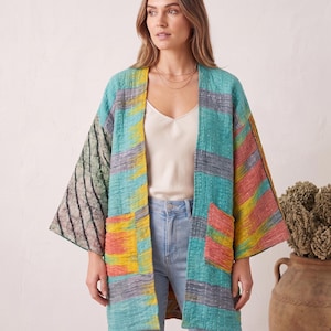Kimono Kantha vintage in cotone, vestaglia reversibile da donna, cappotto artigianale floreale con tasche, stile boho colorato