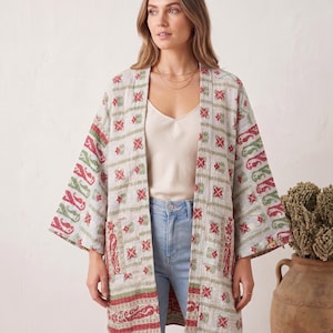 Vintage Reversible Cotton Kantha Kimono Jacket, Handmade Indian Quilted Boho Robe, Patchwork Open Front Cardigan with Pockets
