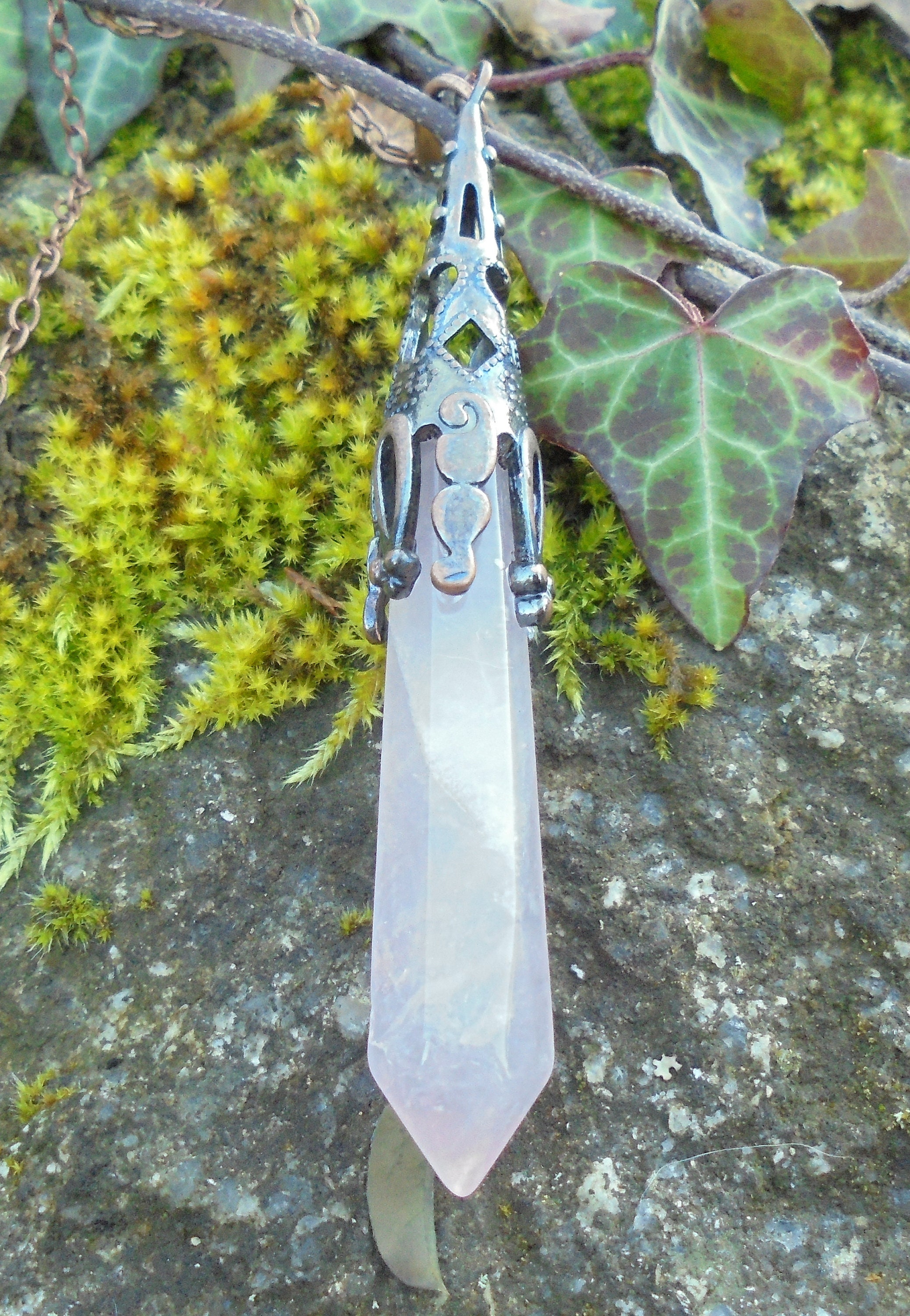 Pendule en Quartz Rose et Cuivre Pierre Naturelle Chakra Reiki de L'amour Inconditionnel La Paix Inf