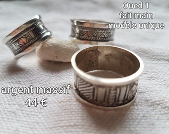 Men's/women's silver ring
