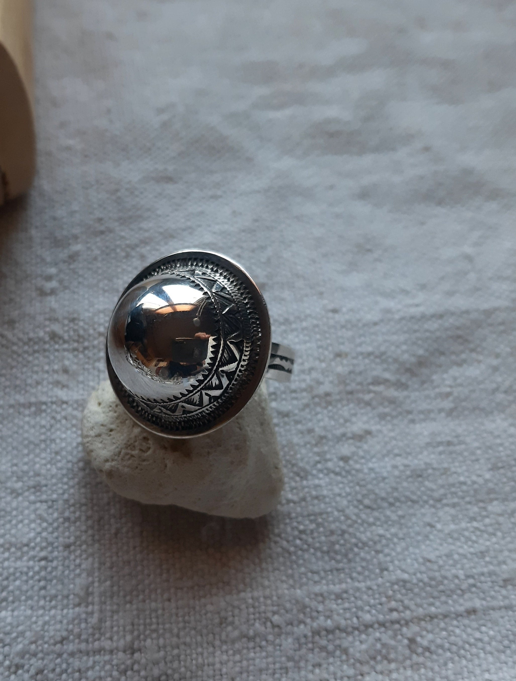 Bague avec grelot sales
