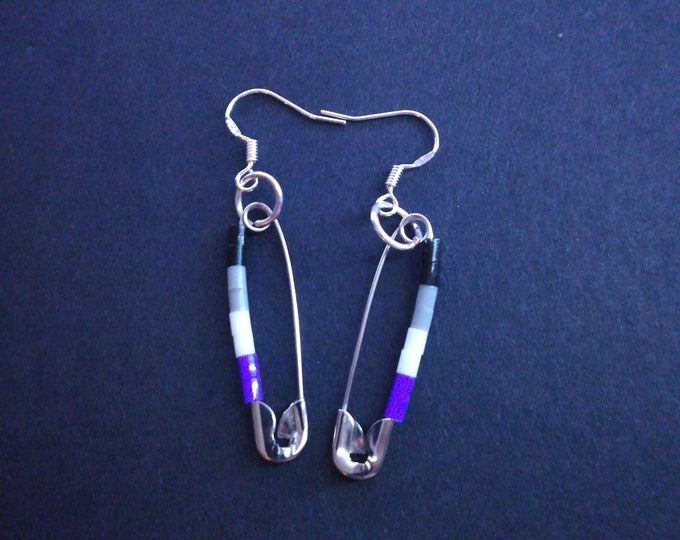 Safety Pin Earrings Asexual Pride