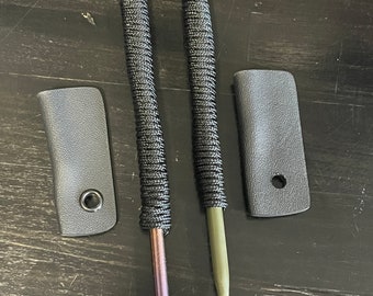 Plettri in titanio e G10 con guaine Kydex, punta EDC