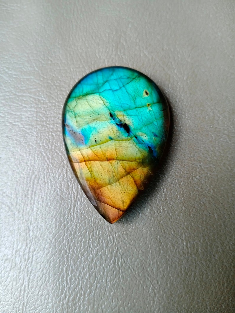 Likable Rare Multi Flashy Fire Labradorite Cabochon Pendant Jewelry Making Stone Labradorite Stone 44X30X6 mm 75 Crt Labradorite Gemstone