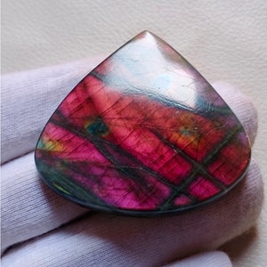 AAA Rare Purple Fire Labradorite Cabochon Pendant Jewelry Making Stone Labradorite Stone 46X48X6 mm 127 Crt Labradorite