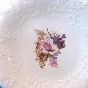 Cuenco antiguo de porcelana Revere con frutas y rosas – Akron, Ohio, 1894-1908