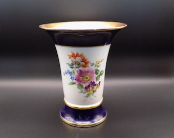 Antique Meissen Porcelain Trumpet Vase: Cobalt Blue Floral, Gold Trim (1924-1934)