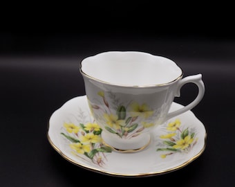 Royal Albert Primrose Teetasse mit Untertasse: Februar Birthday Bone China