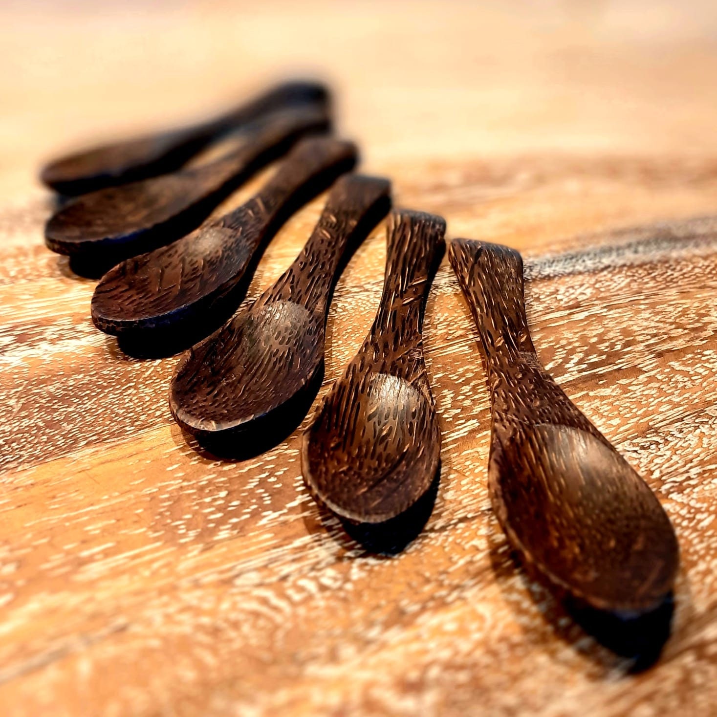 Lot de 6 Petites Cuillères en Bois