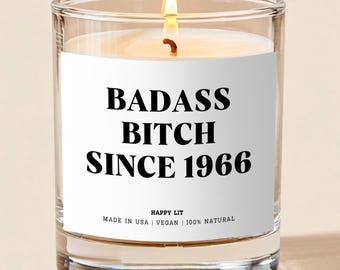 Lustige 60er Geburtstagskerze, personalisierte Badass Bitch Seit 1956, Mama 70er Geburtstag Oma 70er Geburtstag Bestie Benutzerdefinierte 70er Geburtstagskerze