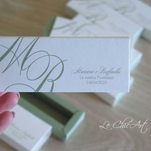 Scatole Porta Confetti Promessa Matrimonio a Sfilo verde salvia Bomboniera Personalizzata Elegante | Già Montata | Made in Italy