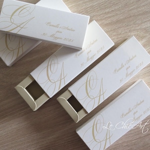Bomboniera Minimal Chic Personalizzata Scatola Porta Confetti a Sfilo con Nomi e Data | Design Elegante e Moderno Già Assemblata per Eventi