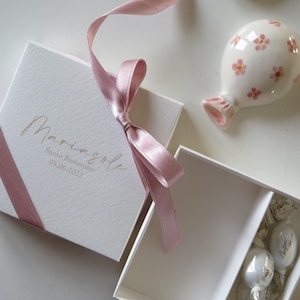 Set 10 Bomboniere made in Italy Battesimo Nascita Compleanno Palloncino Piatto Ceramica Dipinta a Mano con Calamita Scatola Regalo Confetti