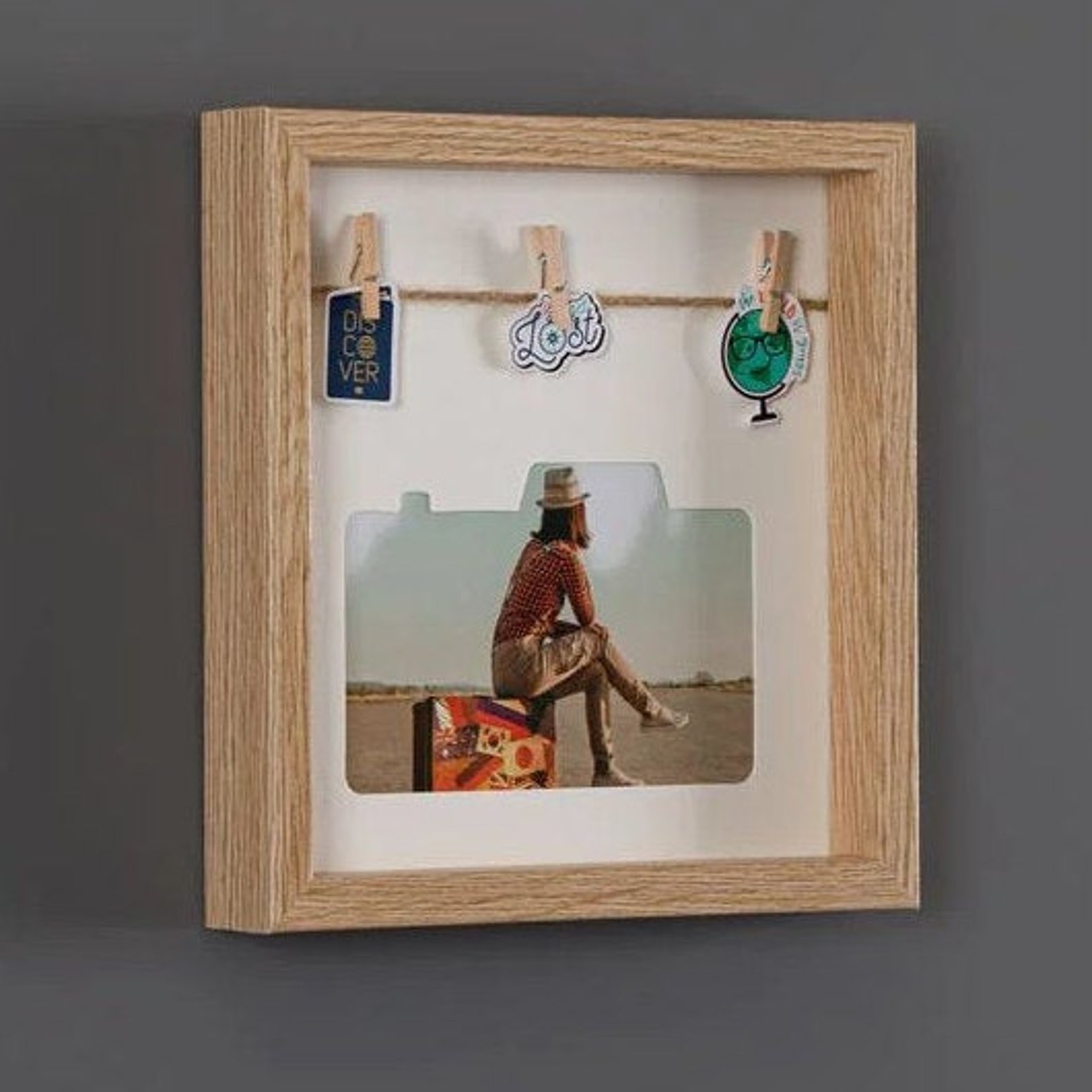 cool travel picture frame