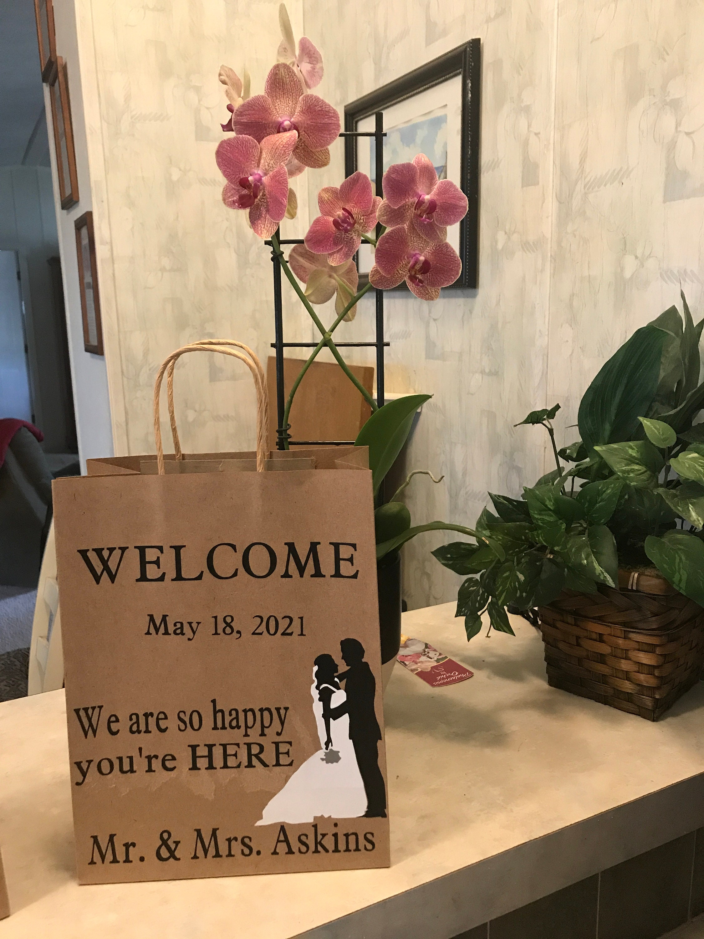 custom-welcome-wedding-guest-gift-bags-for-out-of-town-guests-etsy