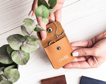 Customized Ring Case, Leather Ring Holder, Wedding Ring Travel Case, Ring Pouch, Jewelry Earrings Leather Case, Jewelry Ring Sleeve