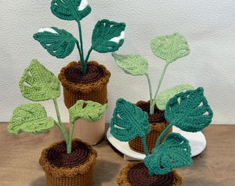 Crochet Monstera Plant in Pot, Handmade Faux Plant Decor, No Maintenance Houseplant, Cute Desk Decor, Gift for Plant Lovers