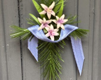 Dollhouse Wreath - Cross Shape Easter