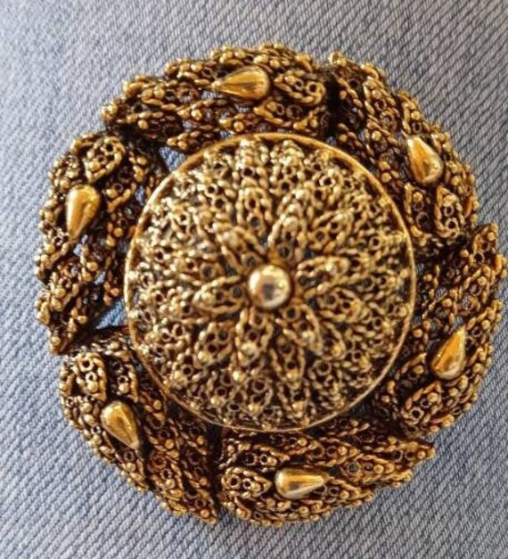 Vintage Tiered Gold Tone Circle Brooch