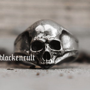 VICTORY GALHARD Ring (Handmade Gothic Ring • 925 Silver & Gold Skull Ring)